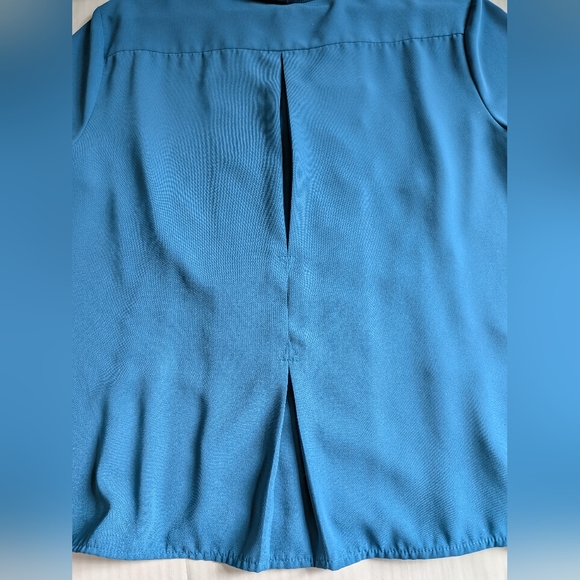 Women's Teal Blue Button Down Blouse Croft & Barrow - Picture 10 of 11